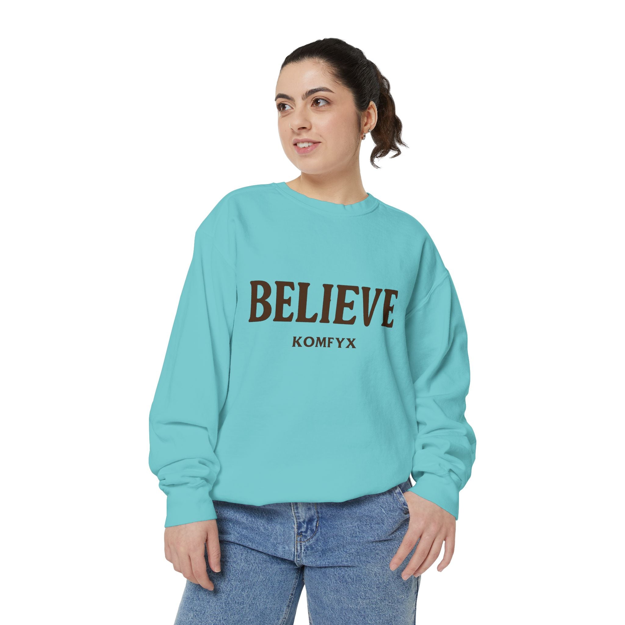 Believe KOMFYX - Garment-Dyed Sweatshirt