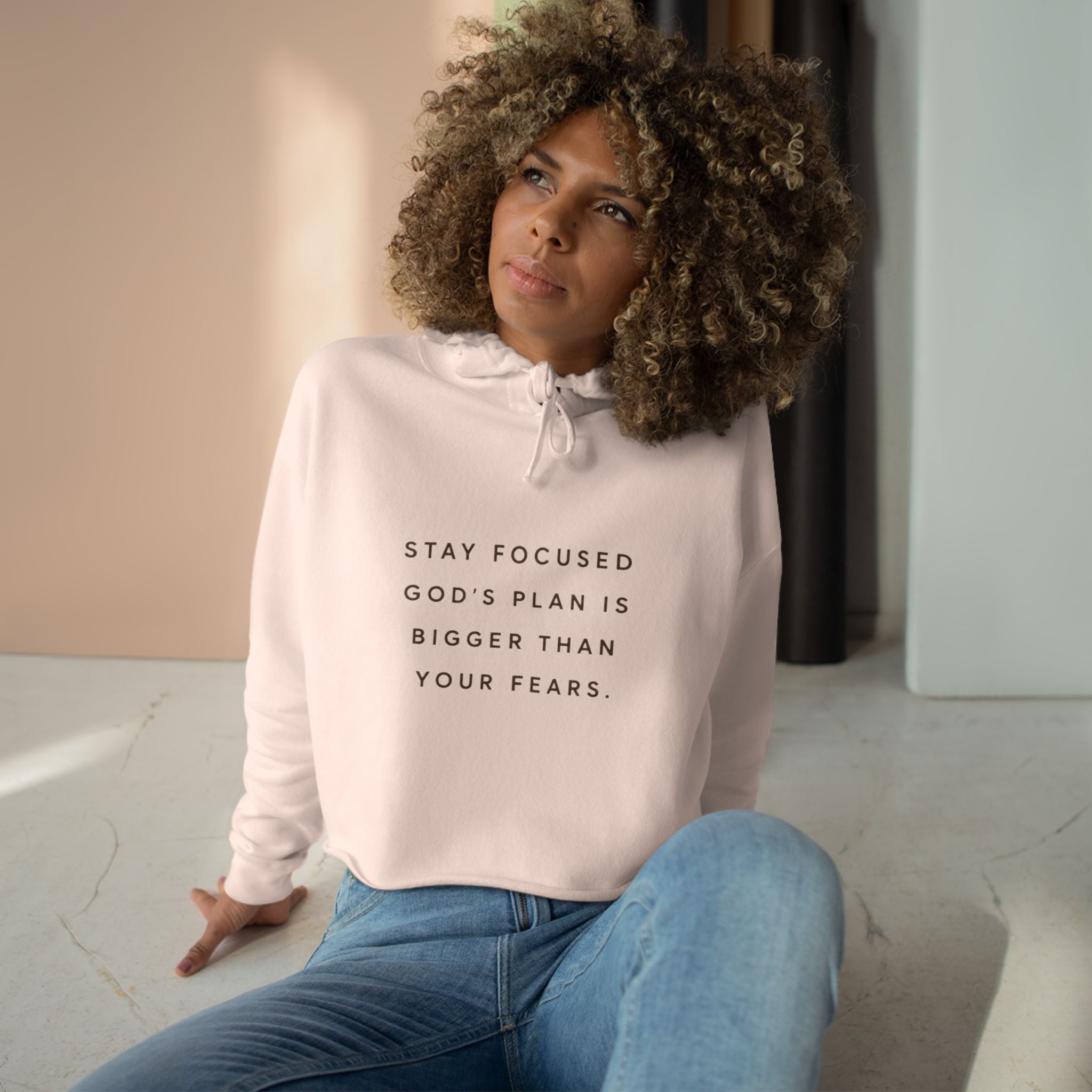 KOMFYX Stay Focused Cropped Hoodie