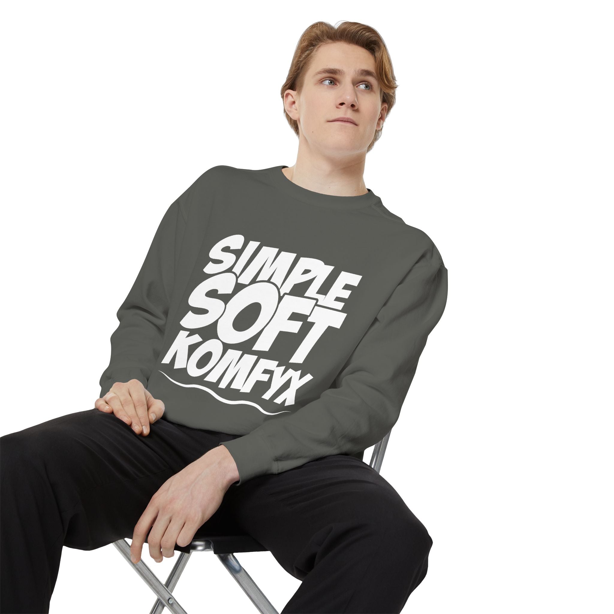 Simple Soft KomfyX - Garment-Dyed Sweatshirt
